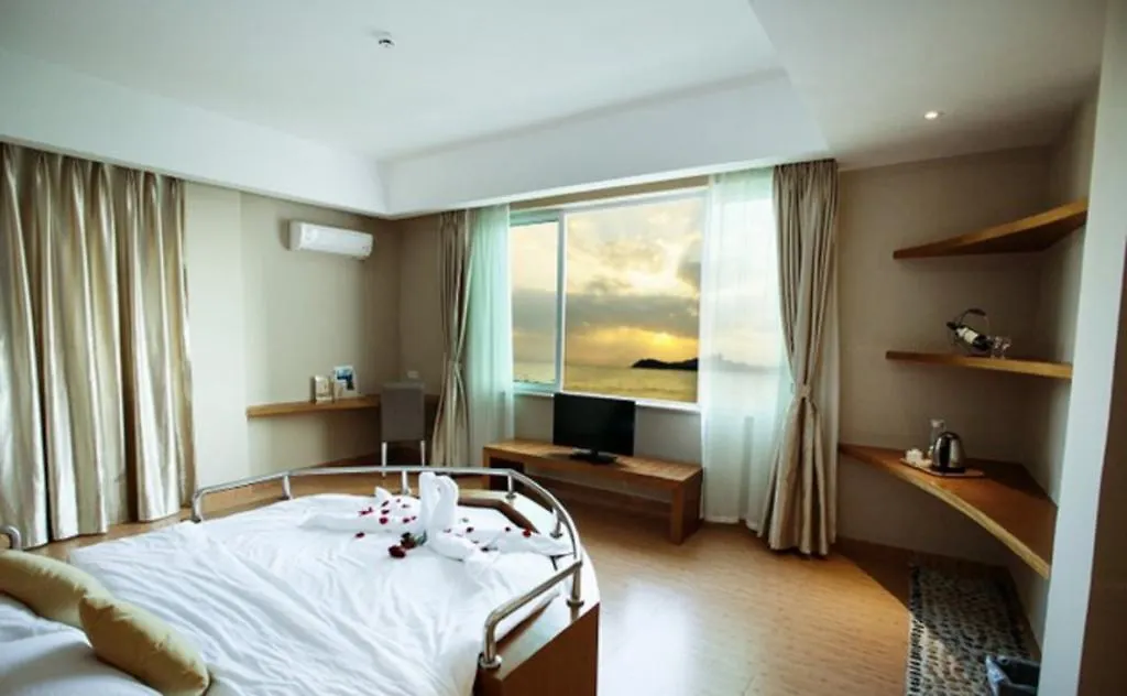 Water Industry Sea View Hotel 三亚